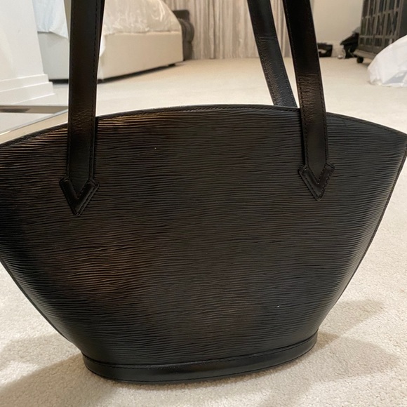 Authentic Epi Black LV Bag - Picture 5 of 9